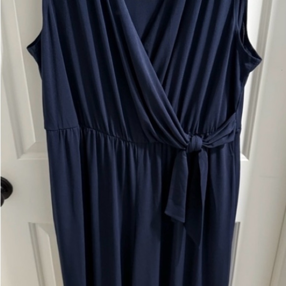 Elegant Navy Blue Sleeveless Romper